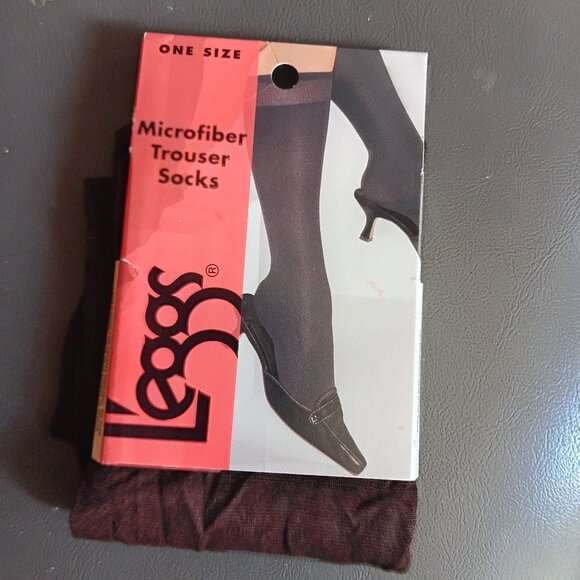 New Women's Leggs Microfiber Trouser Socks Brown One Size Made In USA - Picture 1 of 3